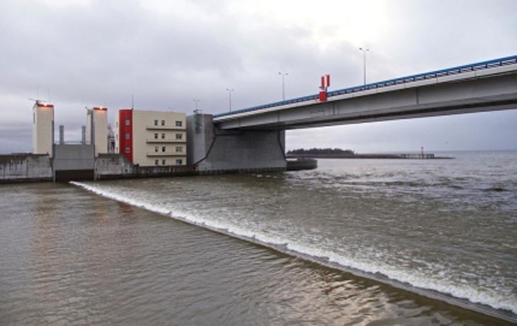 Фото с сайта ГУ МЧС России по г. Санкт-Петербургу