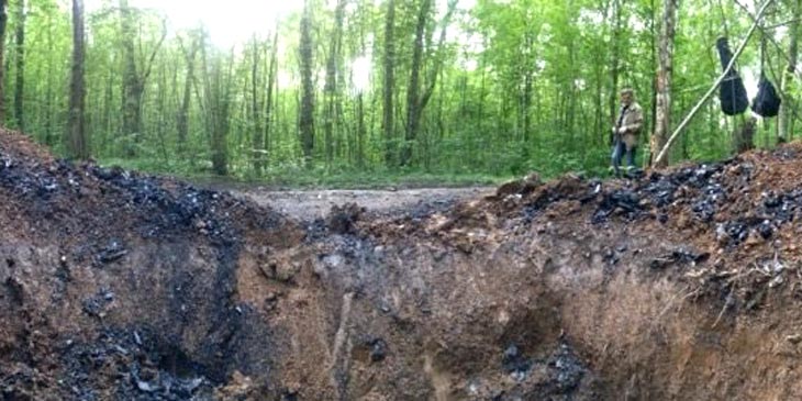 Погода в яме домодедовский. Ур синие ямы Домодедово. Метеорит в Барыбино. Урочище синие ямы. Калужский метеорит.